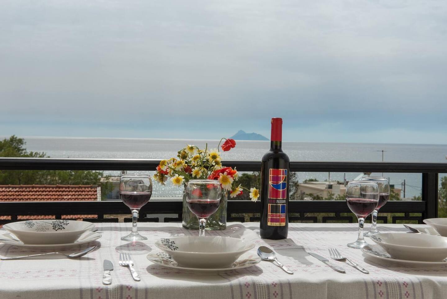 Sofia Apartment, With Sea & Mountain View 卡拉马基 外观 照片